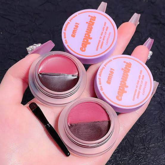 Picture of Cappuvini To Fog Lips & Cheeks Mud velvet lipstick