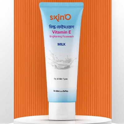 Picture of Skino Vitamin E Brightening Face wash (Milk) 110ml