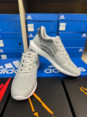 Picture of Mans Sneakers