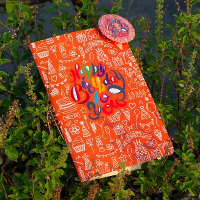 Picture of Happy Birthday Notebook with Badge (SN20191211)