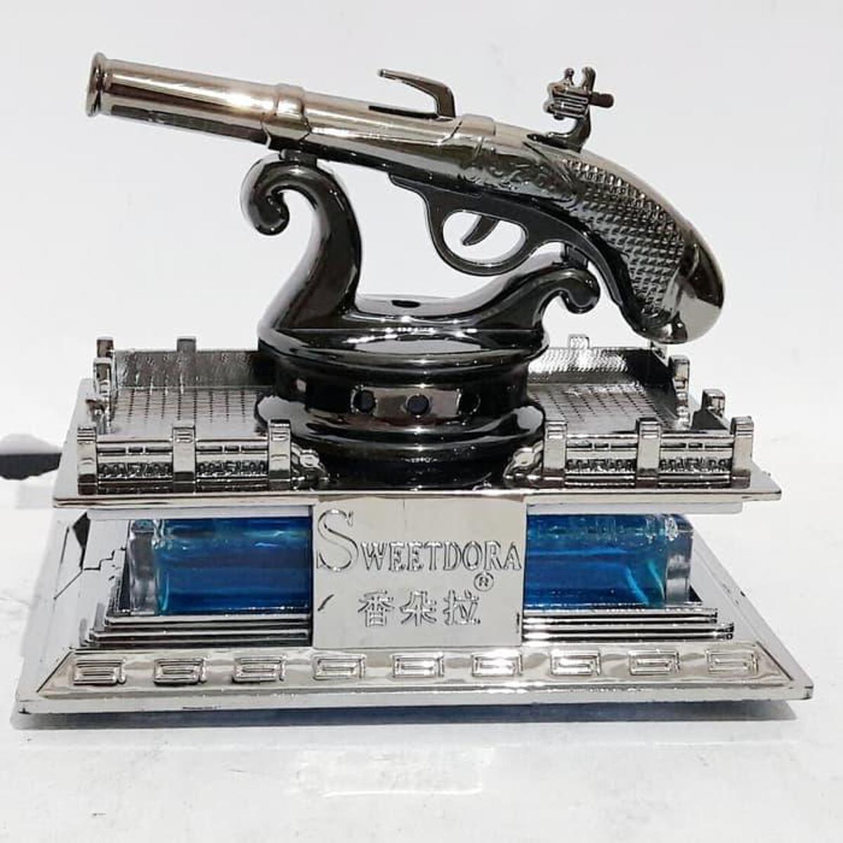 Picture of Car Fragrance Metal Air Freshener Car Dashboard Perfume