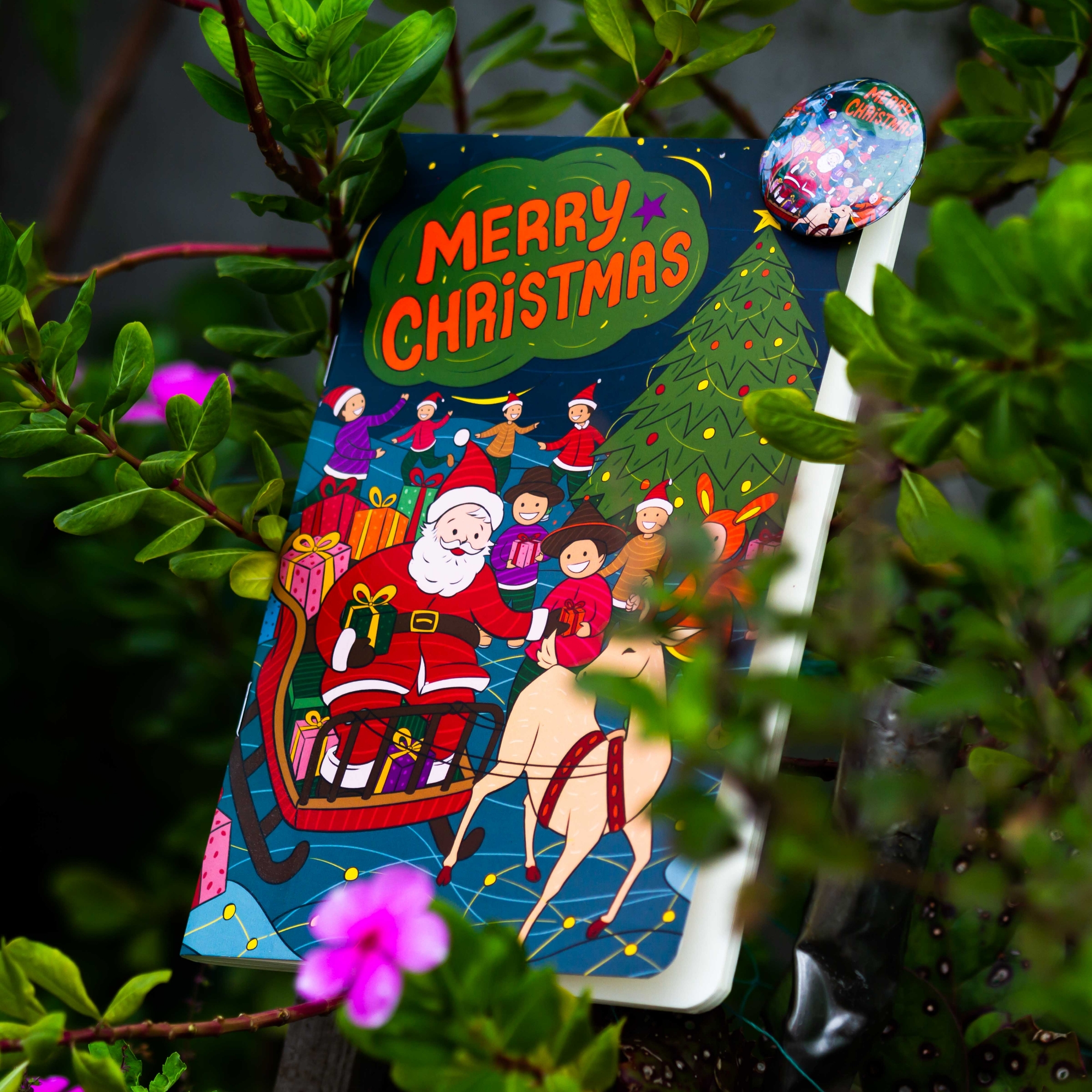 Picture of Merry Christmas Notebook with Badge (SN202130131)