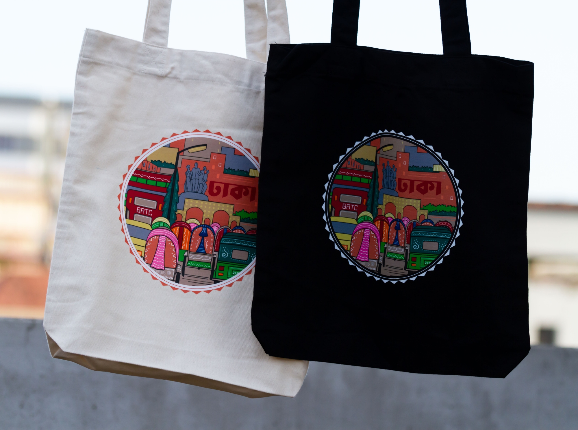 Picture of Sevendays Dhaka(Round) Black & White Canvas Tote Bag 2-Pack