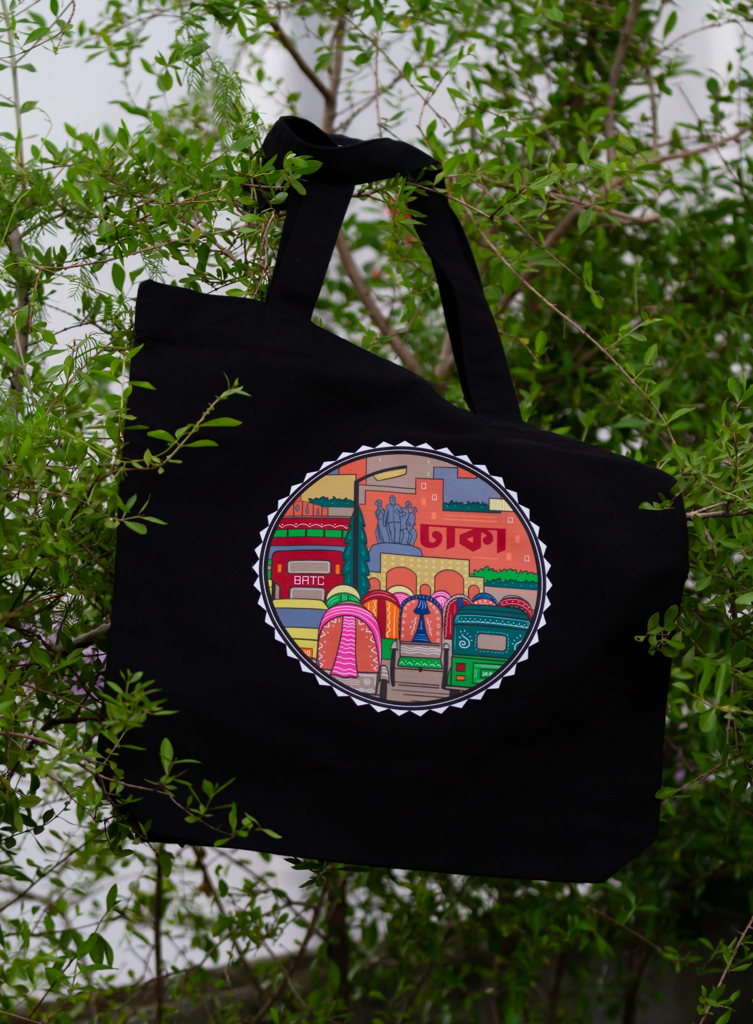 Picture of Sevendays Dhaka & Dhaka Line White (Round) Black & White Canvas Tote Bag 3-Pack