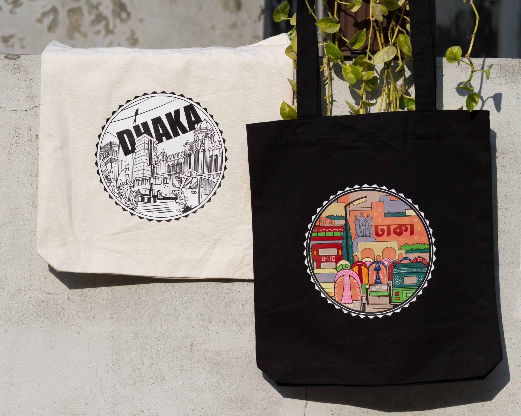 Picture of Sevendays Dhaka & Dhaka Line White (Round) Black & White Canvas Tote Bag 3-Pack