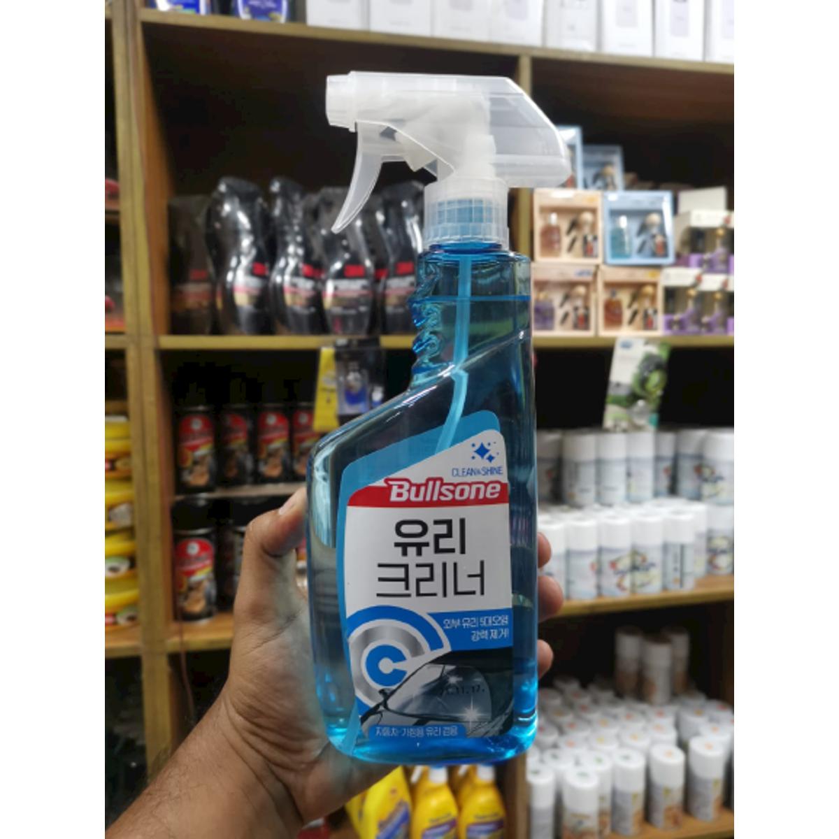 Picture of Bullsone car windshield cleaner