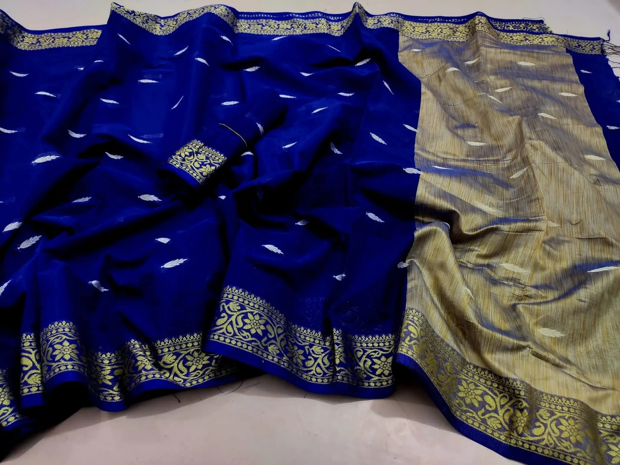 Picture of প্রিমিয়াম হাফ সিল্ক শাড়ি