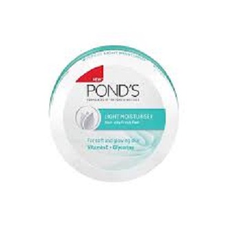 Picture of Pond’s Light Moisturiser Non-Oily Fresh Feel (25ml)