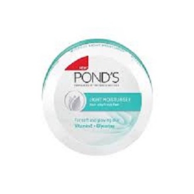 Picture of Pond’s Light Moisturiser Non-Oily Fresh Feel (25ml)