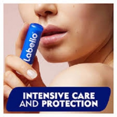 Picture of Product details of International European Product Neutrogena Oil-Free Acne Wash (177ml) Dermatologist recommended acne-fighting facial cleanser. Rinses clean without overdrying or irritating skin. Oil-free, noncomedo