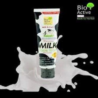 Picture of International Product Milk Face Wash- 70ml for man