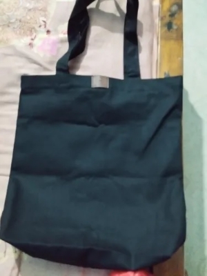 Picture of Canvas Tote Bag with Zipper and Outside Big Pockets Black Color  for Trendy fashionable Girls/Stylish Canvas Tote Bag for Women