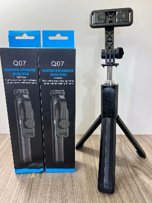 Picture of Q07 Bluetooth Selfie Stick And Bluetooth Remote Control (Without Light