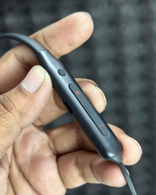 Picture of Valdus VS-63 EnC Bluetooth Neckband