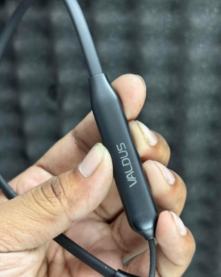 Picture of VALDUS Neckband Pro Bluetooth Neckband