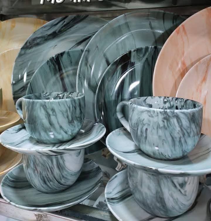 Picture of 32 pc Marvel ceramic Dinner set