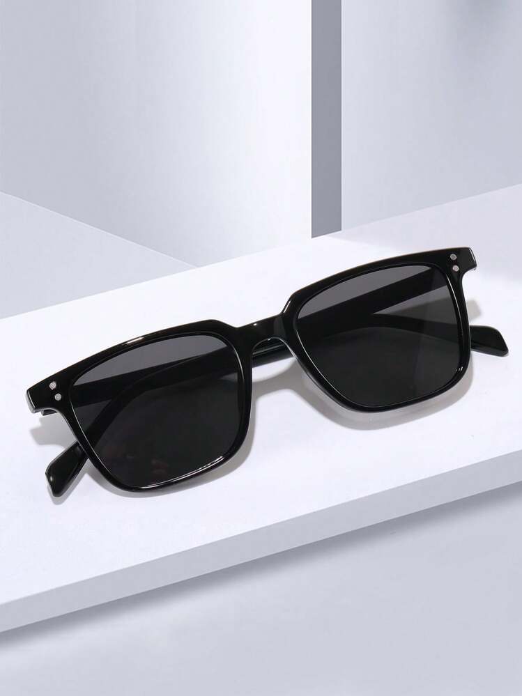 Picture of New Men Black Fashionable Sunglasses New Vision Driving Party Travel Sunglasses Best Black Sunglasses