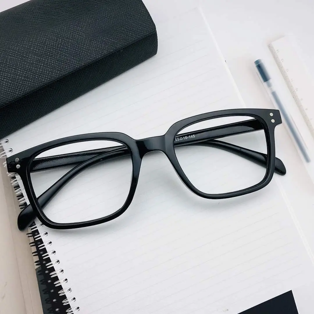 Picture of New Rectangular Eyeglass Frame For Men Women Fashionable Classic Best Design UV Protection Eye Glass Unisex Eye Frame UV Protection Party Travel Driving Day & Night Eye Glass Reading & Fashion Prescription glasses