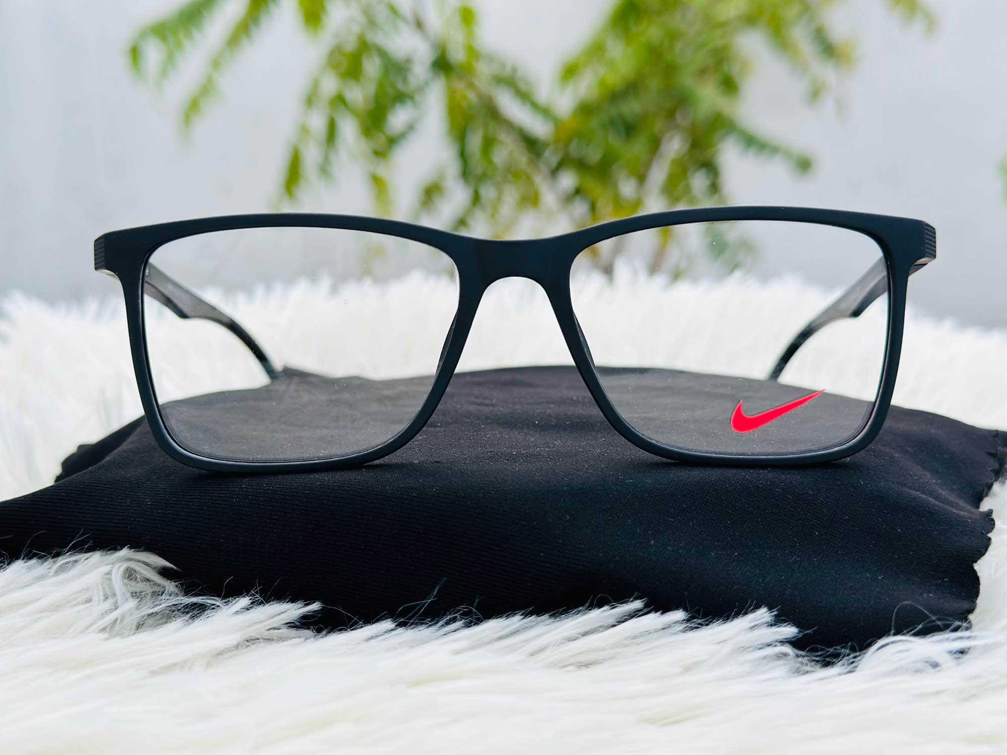 Picture of New Lightweight eyewear eyeglass Frame For men < new tr-90 square Frame