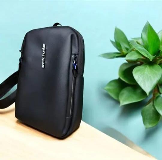 Picture of New Arctic Hunter B054 Water Resistant Anti Theft Backpack