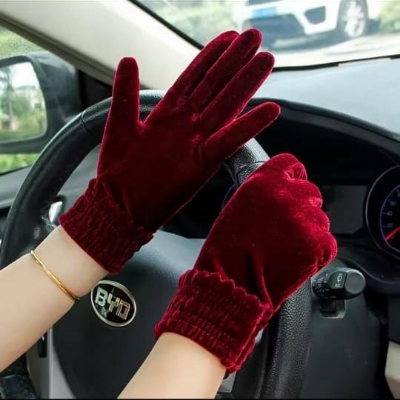 Picture of Elegant Velvet Gloves – Soft, Stylish & Comfortable Handwear for All Occasions
