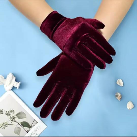 Picture of Elegant Velvet Gloves – Soft, Stylish & Comfortable Handwear for All Occasions