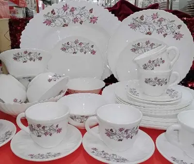 Picture of 32 Pcs Pyrex Opal Glassware White Oven Save Dinner Set - Dinner Set