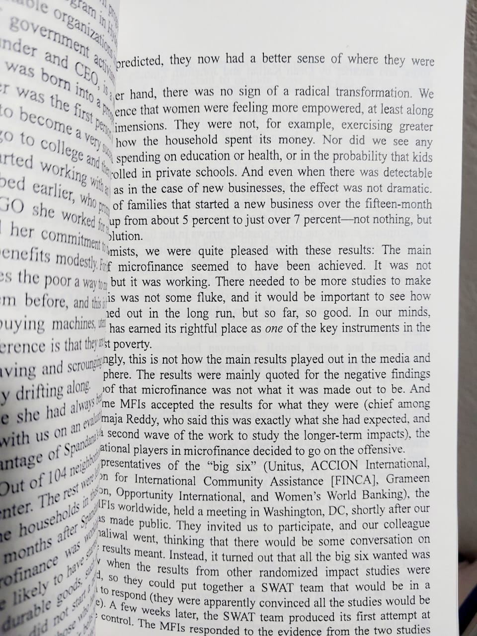 Picture of Poor Economics by Abhijit Banerjee, Esther Duflo - Premium - Paperback