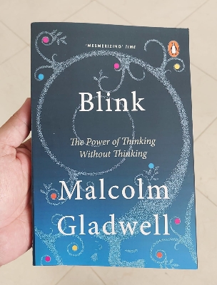 Picture of Blink: The Power of Thinking Without Thinking by Malcolm Gladwell - Premium - Paperback