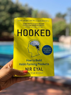 Picture of Hooked: How to Build Habit-Forming Products by Nir Eyal - Premium - Paperback