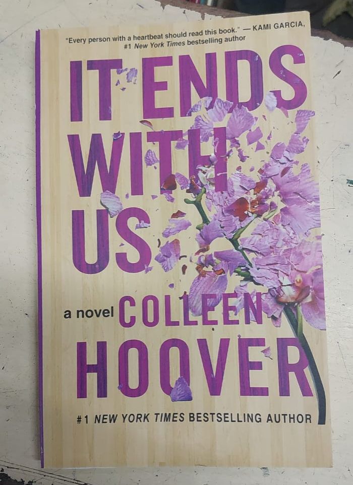 Picture of It Ends with Us: A Novel by Colleen Hoover