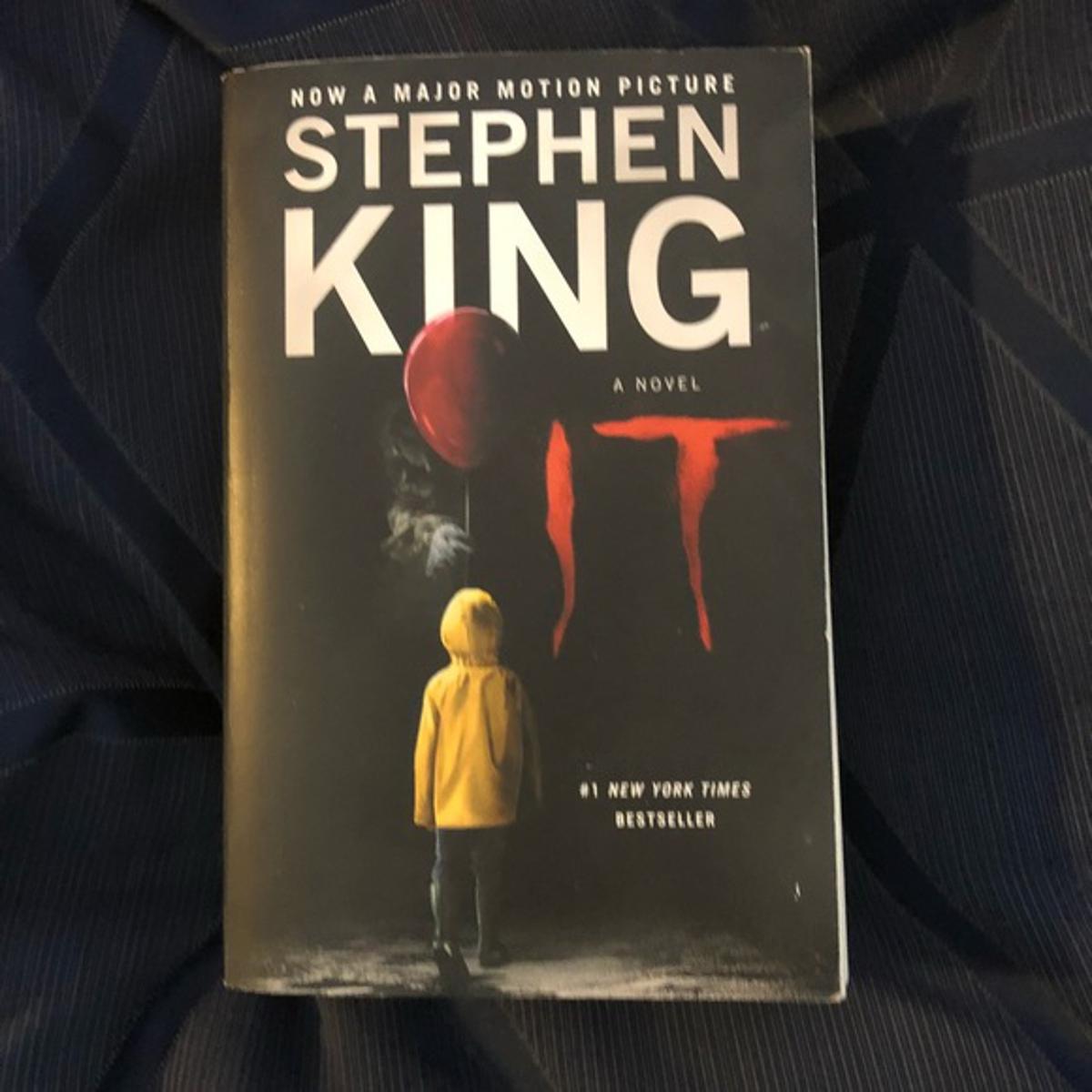 Picture of It by Stephen King - Premium - Paperback
