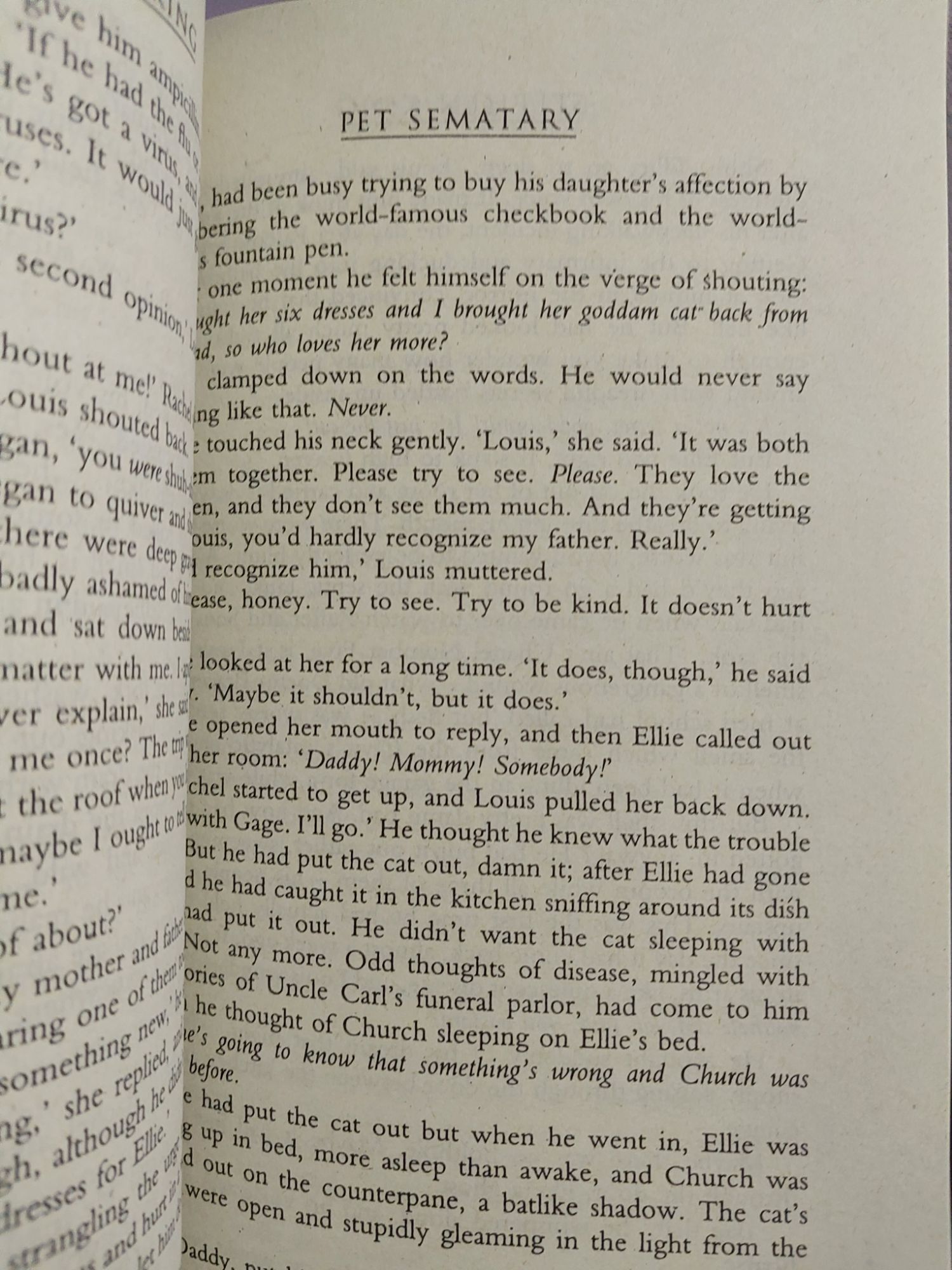 Picture of Pet Sematary by Stephen King - Yellow - Paperback