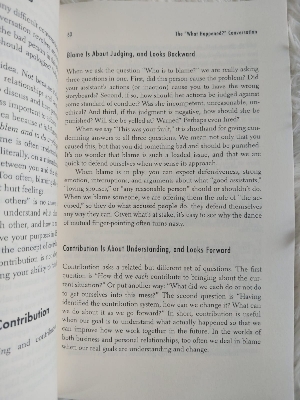 Picture of Difficult Conversations: How to Discuss What Matters Most - Premium - Paperback