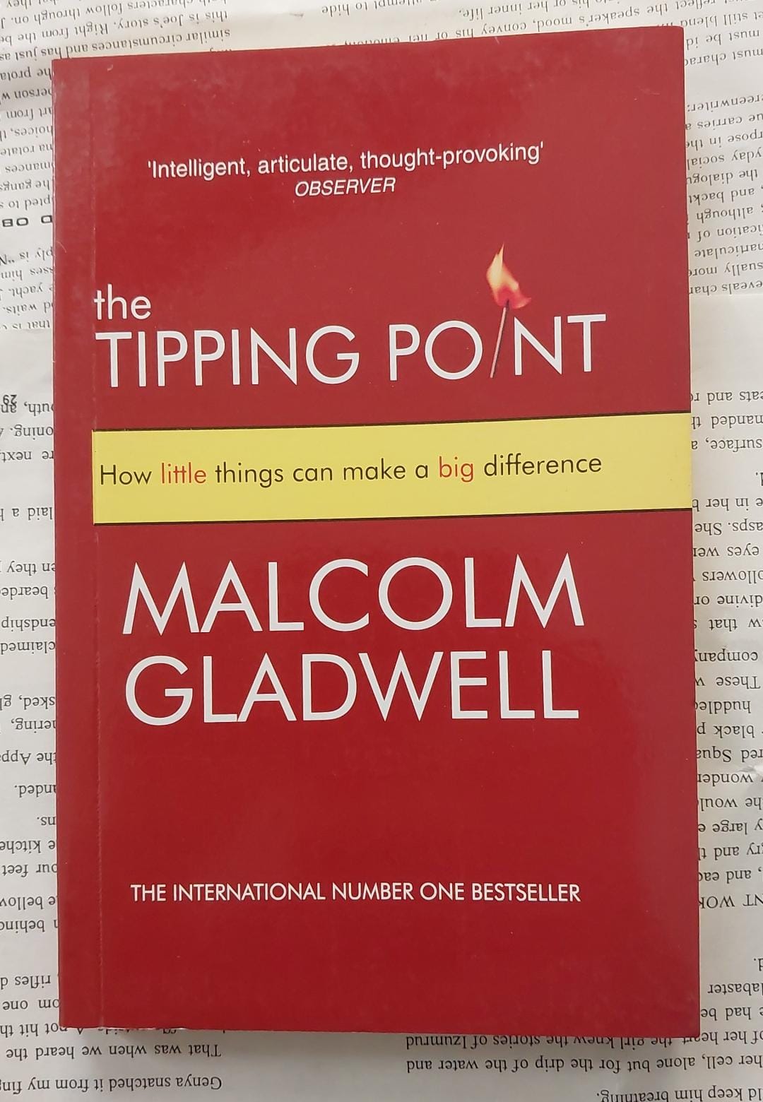 Picture of The Tipping Point: How Little Things Can Make a Big Difference by Malcolm Gladwell - Paperback