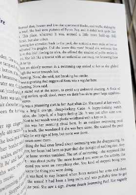 Picture of The Midnight Library by Matt Haig - Premium - Paperback