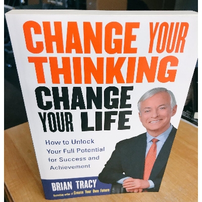 Picture of Change Your Thinking, Change Your Life: How to Unlock Your Full Potential for Success and Achievement Perfect -Paperback