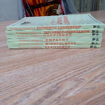 Picture of HBR Emotional Intelligence Set (6 Books) in Premium Quality White Print