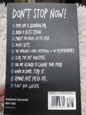 Picture of Keep Going: 10 Ways to Stay Creative in Good Times and Bad  - Paperback