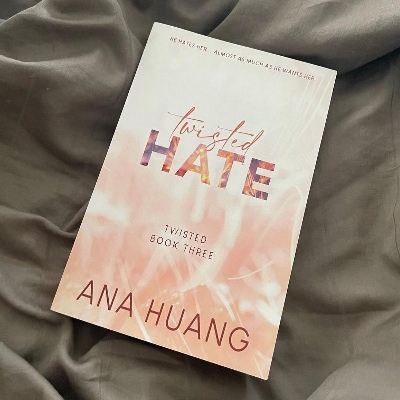 Picture of Twisted Hate by Ana Huang