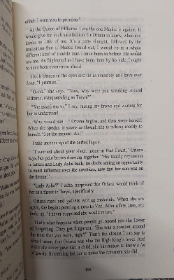 Picture of The Queen of Nothing (The Folk of the Air, 3) by Holly Black - Yellow- Paperback