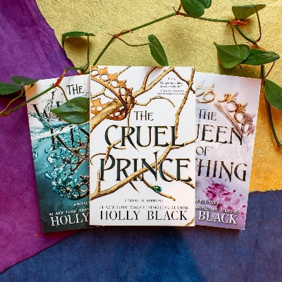 Picture of The Folk of the Air 3 book series (The Cruel Prince+The Wicked King +The Queen of Nothing) by Holly Black