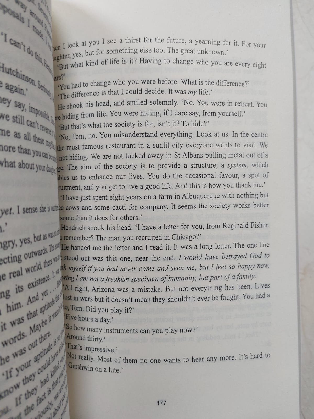 Picture of How to Stop Time: A Novel by Matt Haig - Premium - Paperback