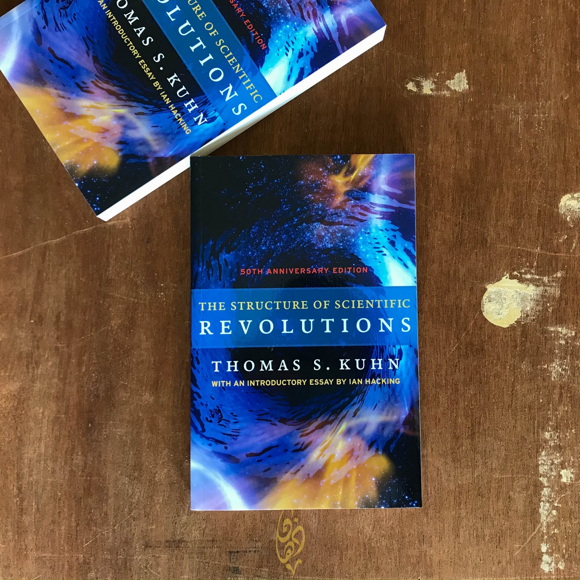 Picture of The Structure of Scientific Revolutions by Thomas Kuhn - Premium Quality - Paperback