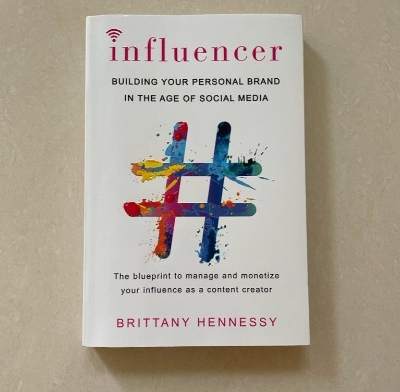 Picture of Influencer: Building Your Personal Brand in the Age of Social Media by Brittany Hennessy - Premium - Paperback