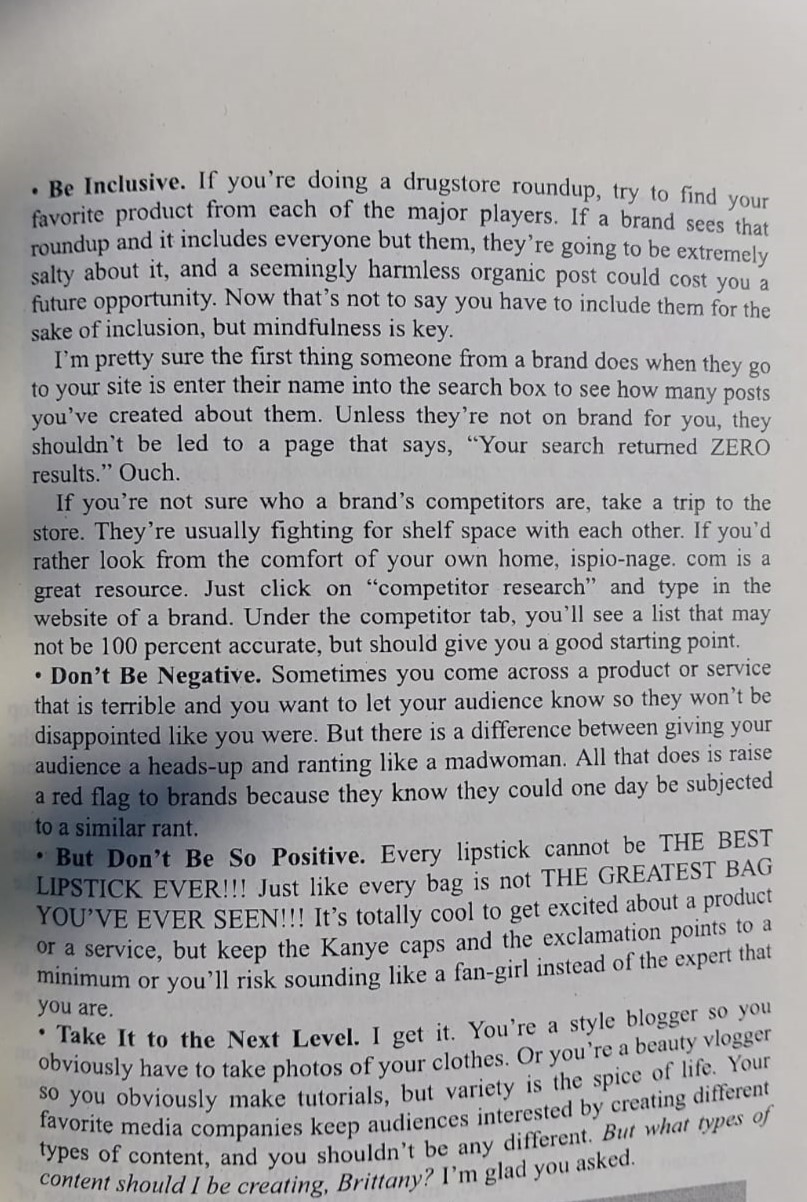 Picture of Influencer: Building Your Personal Brand in the Age of Social Media by Brittany Hennessy - Premium - Paperback