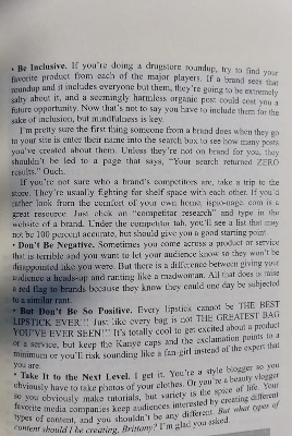 Picture of Influencer: Building Your Personal Brand in the Age of Social Media by Brittany Hennessy - Premium - Paperback
