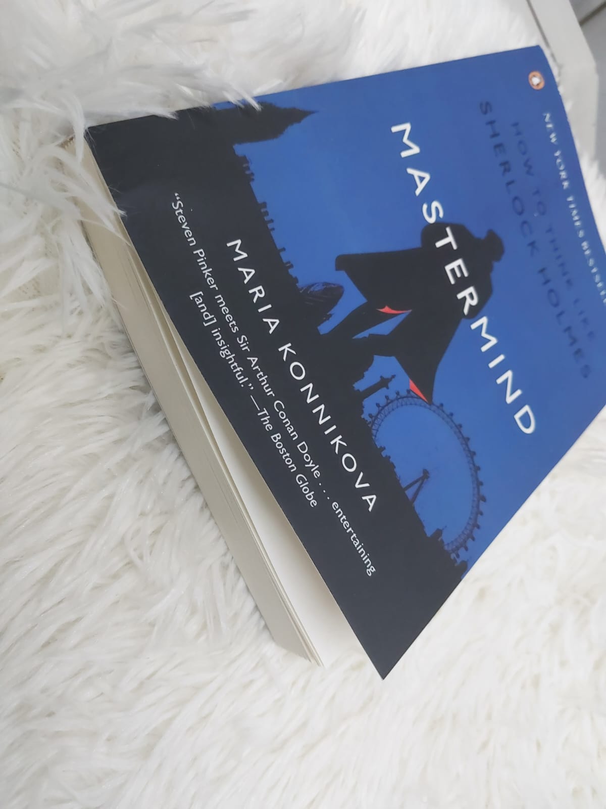 Picture of Mastermind: How to Think Like Sherlock Holmes by Maria Konnikova - Premium Quality - Paperback