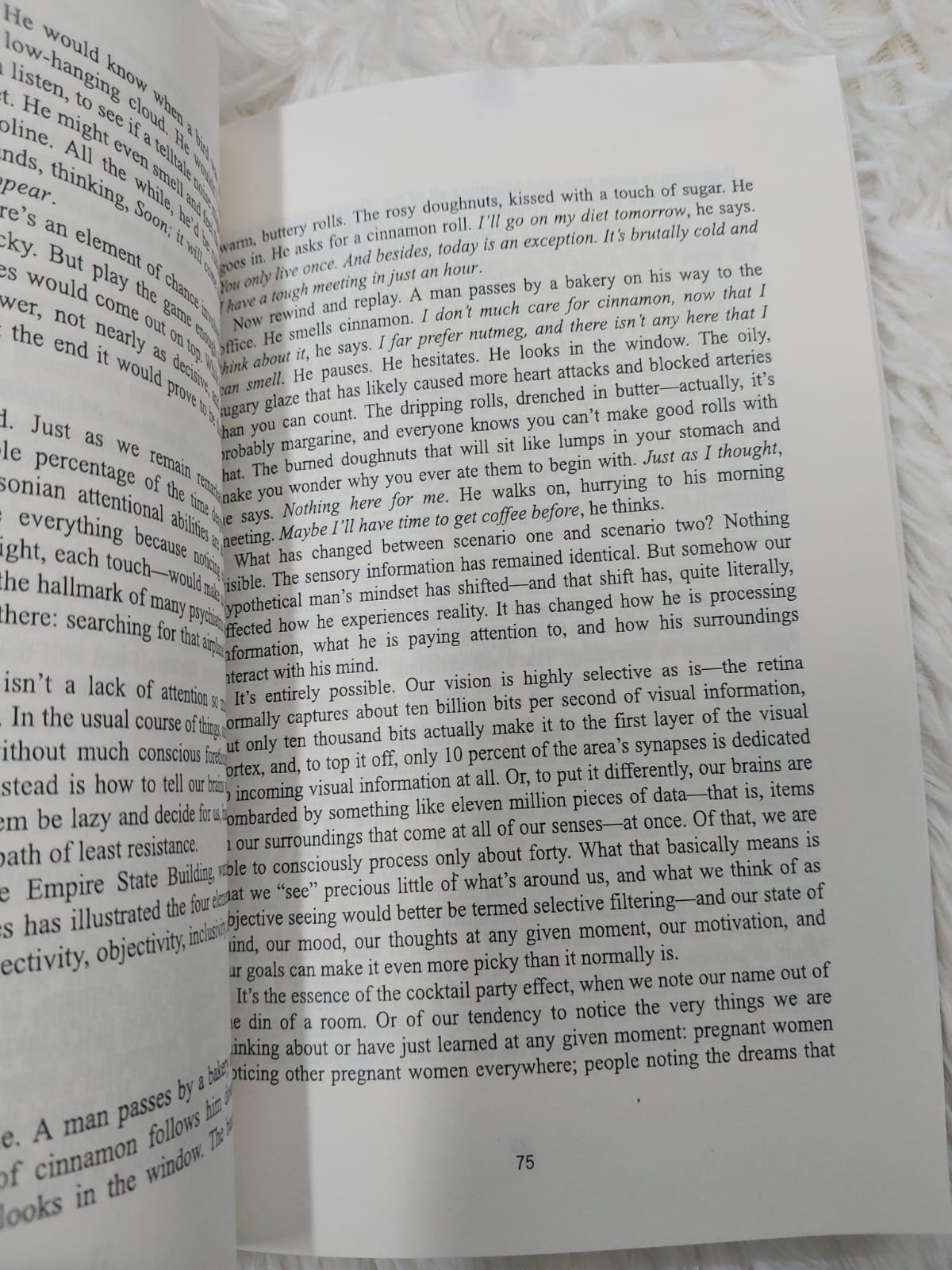 Picture of Mastermind: How to Think Like Sherlock Holmes by Maria Konnikova - Premium Quality - Paperback