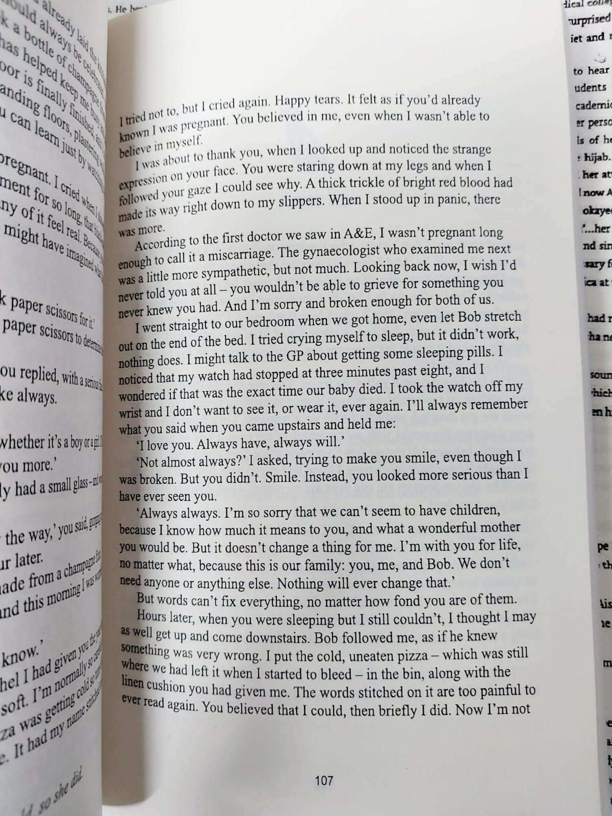 Picture of Rock Paper Scissors: A Novel by Alice Feeney - Premium - Paperback